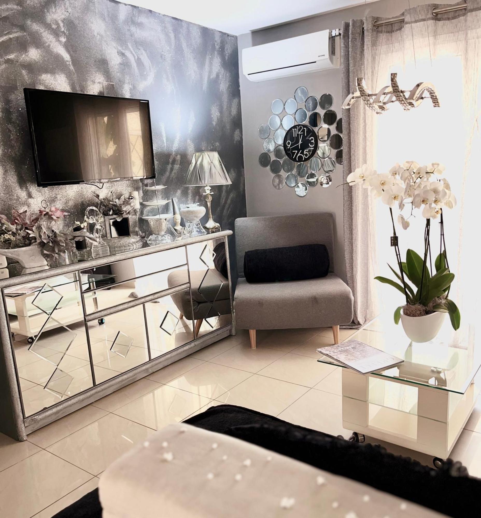 Diamond City Lux Apartment アルゴストリオン エクステリア 写真